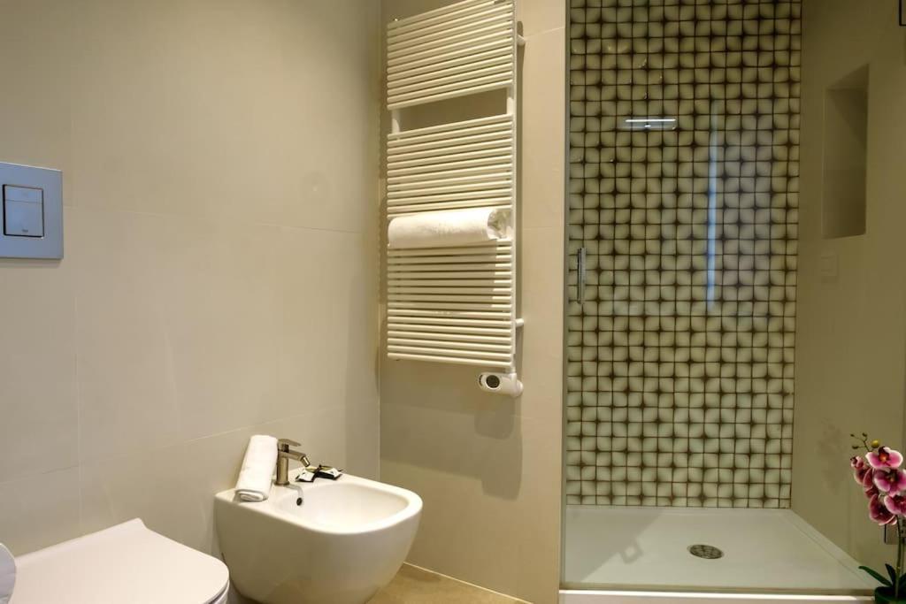 Caruso Luxury Apartment Наполи Екстериор снимка