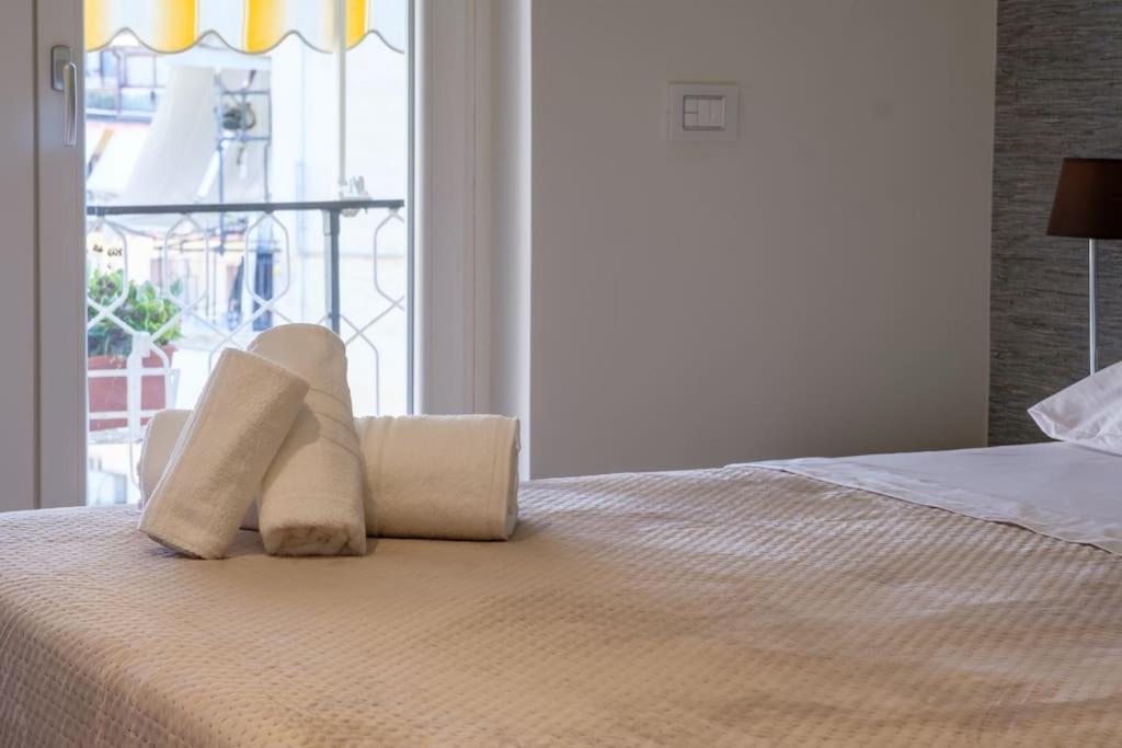 Caruso Luxury Apartment Наполи Екстериор снимка